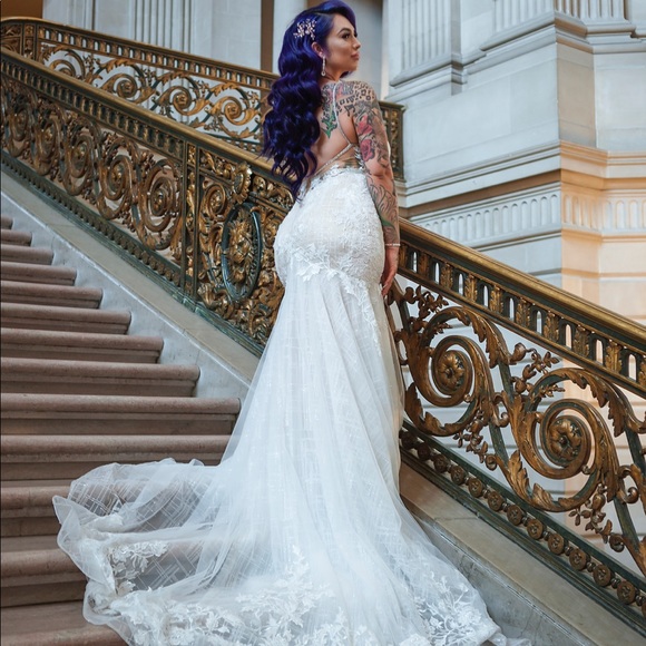 Calla Blanche wedding gown